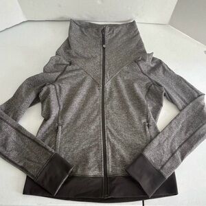 LuluLemon Be Present jacket slate gray size 12 full zip up funnel neck